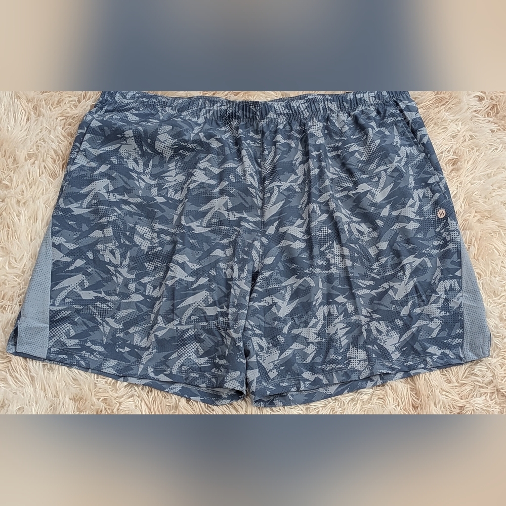 NWT,Blue/Gray Camo,Dri-Fit, Stretch,Unlined Running Shorts W/7" Inseam-Men's XXL